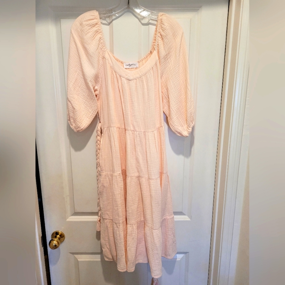 Carly Jean Los Angeles Elle Dress, Size M